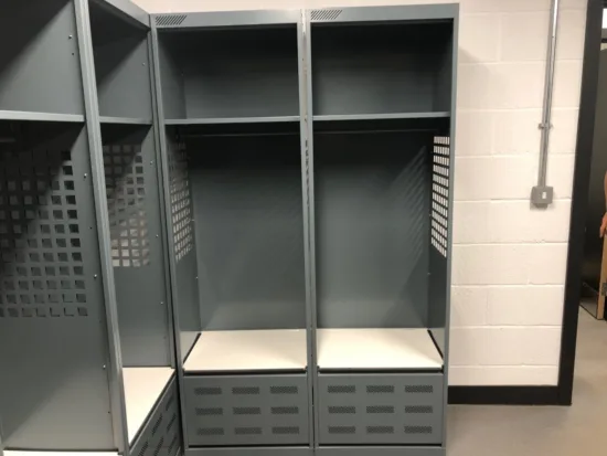 Sports changing room stadium locker - Image 4