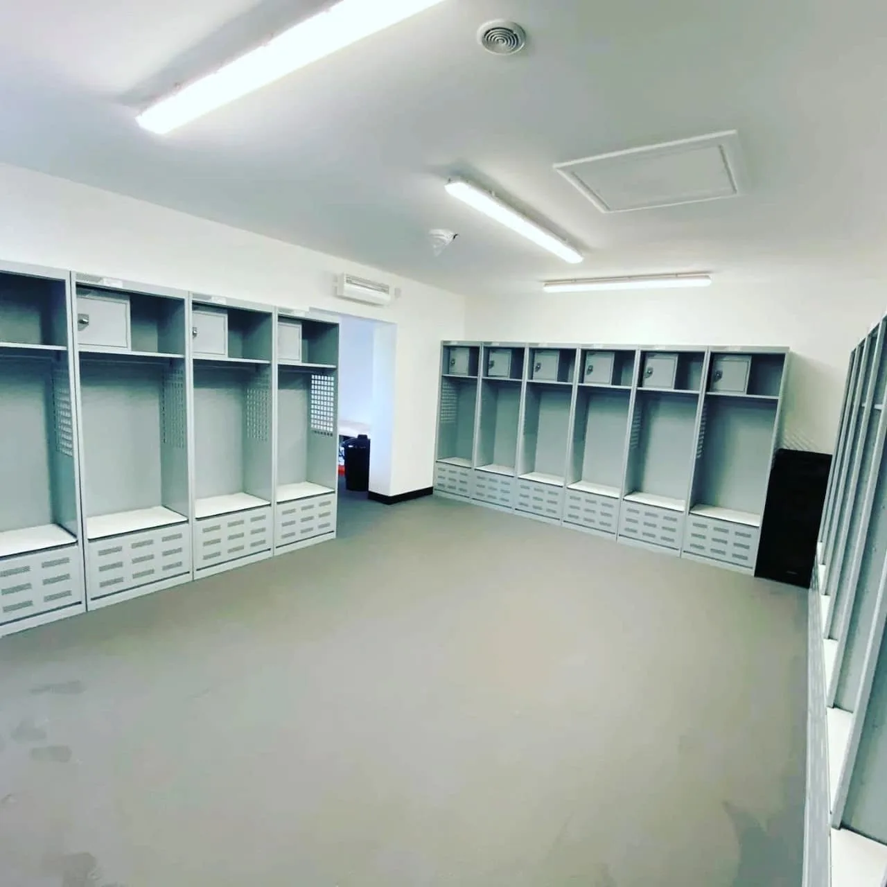 Hungerford Town locker installation
